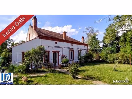 villa 5 pièces 122 m²