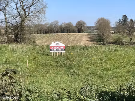 terrain 961 m² saint-thuriau