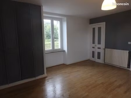 esprels f4 avec garage et jardin