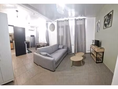 studio 1 pièce 35 m²