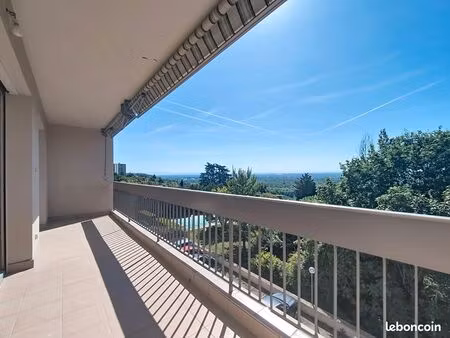 appartement 3 pièces 83 m²