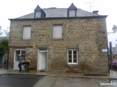 location t2 saint broladre