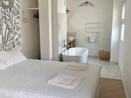 studio 1 pièce 25 m²