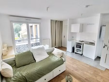 studio 1 pièce 26 m²