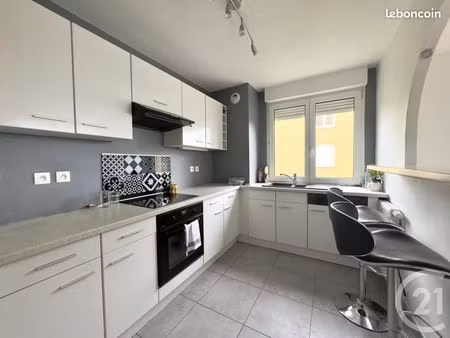 appartement 3 pièces 66 m²