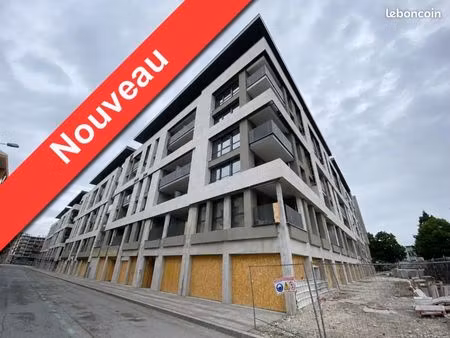 appartement 4 pièces 84 m²