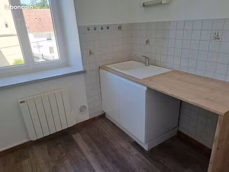 location appartement calme dans petit village