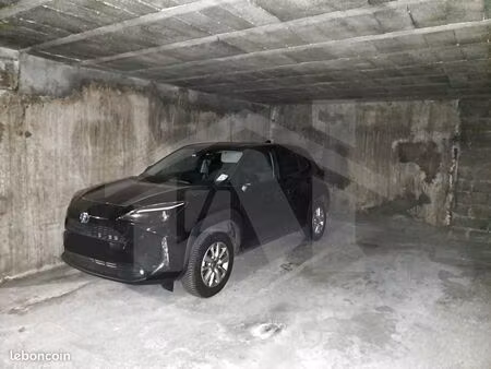 parking/box 12 m² grenoble