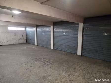 garage/box st etienne