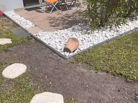 t3 meuble grand jardin calme