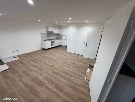 t2 refait à neuf à louer 40m2