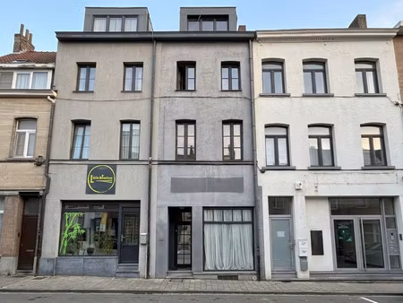 immeuble mixte à louer à chaussée de wavre 1508 auderghem (vbe25596)