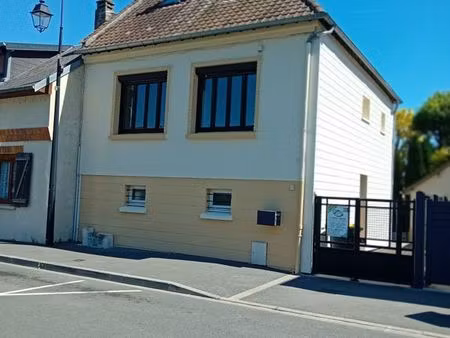 maison 85m² avec cour