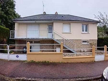 vente maison à sablé-sur-sarthe (72300) : à vendre / 93m² sablé-sur-sarthe