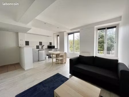 studio 1 pièce 31 m²