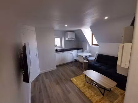 location appartement 2 pièces meublé au mans république (72000) : à louer 2 pièces meublé 