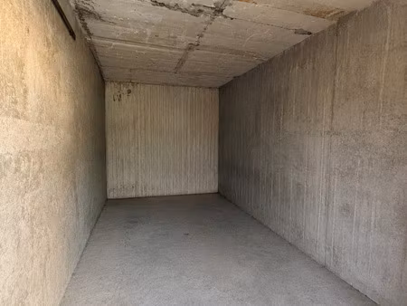 vente garage undefined m²