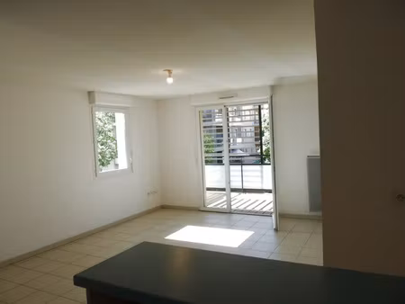 bel appartement t3 avec terrasses