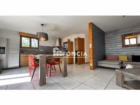 appartement quatre pieces + garage+attelier