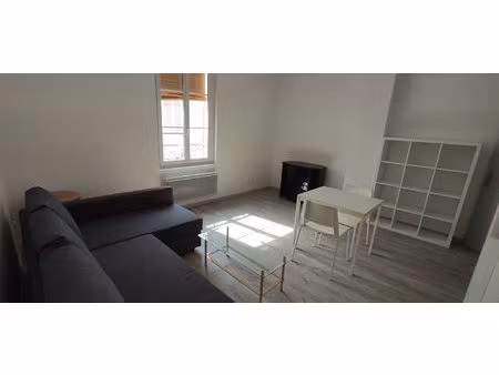 appartement 2 pièces - centre-ville de provins - 43.23 m2