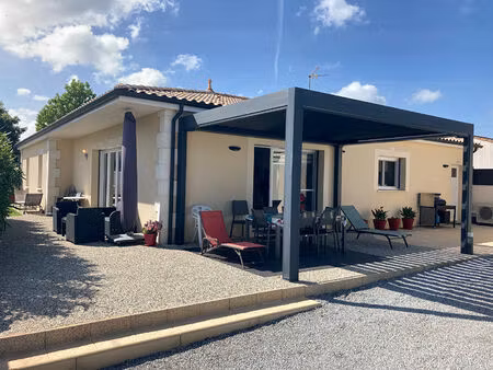 plain pied 152 m² avec piscine ? 4 chambres & chauffage au sol à tonnay-charente