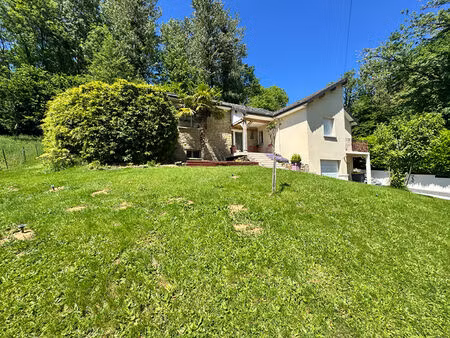 maison d'architecte de 131 m2 sh sur 1129 m2 de terrain (sans travaux) à houldizy