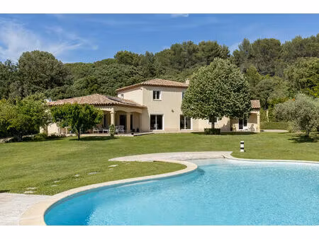 maison de grand standing de 220 m² sur 5000 m² de terrain