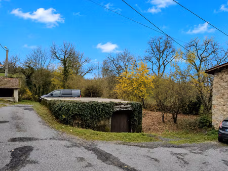 à saint-rémy-sur-durolle (63)  maison de 80m2 à acheter