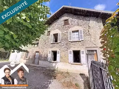 ferme en pierre à réhabiliter  grange et garage