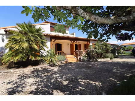 vente maison 5 pièces 161 m² meschers-sur-gironde (17132)