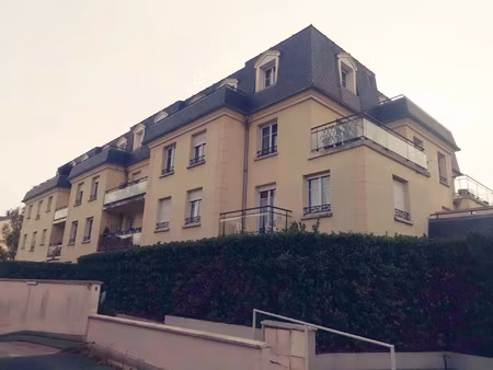 location appartement 2 pièces 54 m2 à gournay-sur-marne