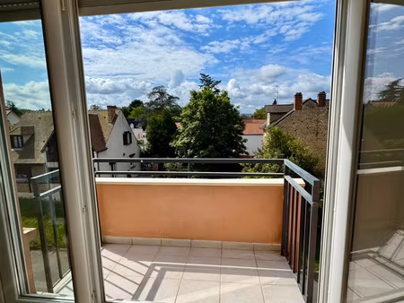 grand f2 idéalement situé !