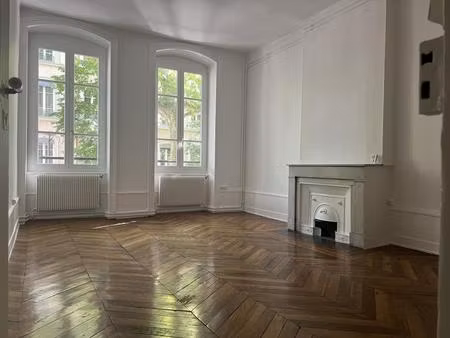 t3 69009 lyon