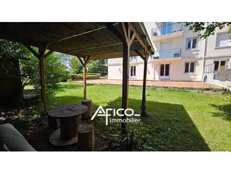 appartement t3 -77 m2 - saint cyr sur loire