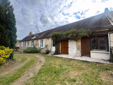 maison en pierres au calme - cinqueux