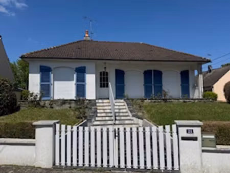 exclusivité maison à fort potentiel lhuisserie