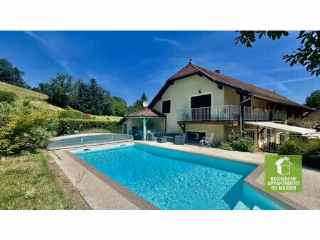 magnifique maison 9 pièces 255m2 avec piscine