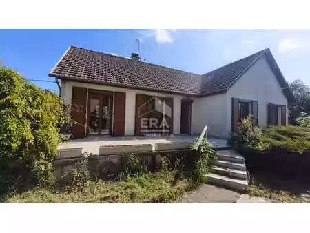 maison familiale habitable de plain-pied avec fort potentiel