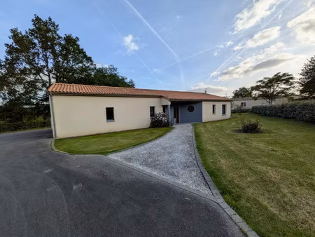 maison à vendre nueil les aubiers 5 pièce(s) 122m2 243 250€