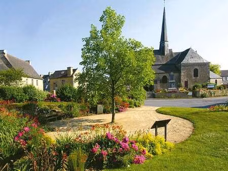 vente terrain à saint-juvat (22630) : à vendre / 400m² saint-juvat