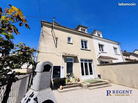 maison 7 pièces 152 m²