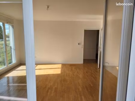 2 pièces de 49m2