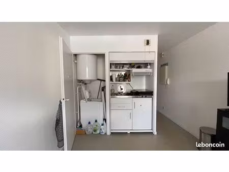 studio 1 pièce 22 m²