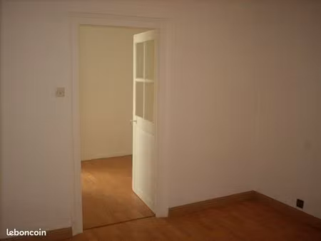 appartement grand f2 avec jardinet