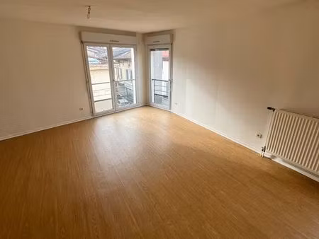 ? appartement– 71 m² – centre ville de vernaison