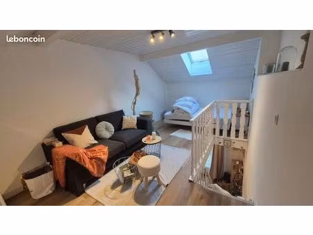 t1 duplex - 5min centre-ville - arrière cour au calme