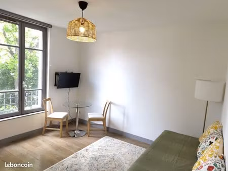 joli studio de 22m2 entièrement équipé à 3 mins du métro st denis-porte de paris