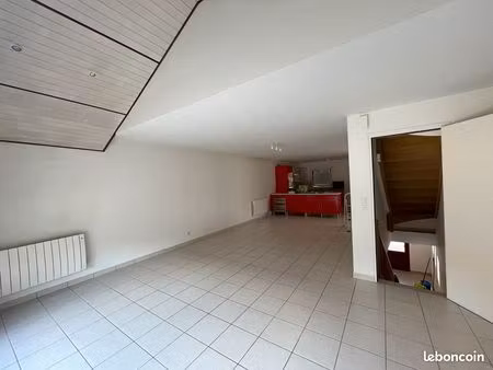 location maison centre bourg