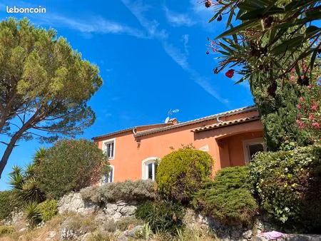 location villa provençale à grasse