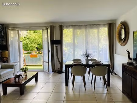 location t3 quartier denouval